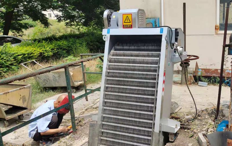 鄭州(zhou)格柵汚水處(chu)理設備