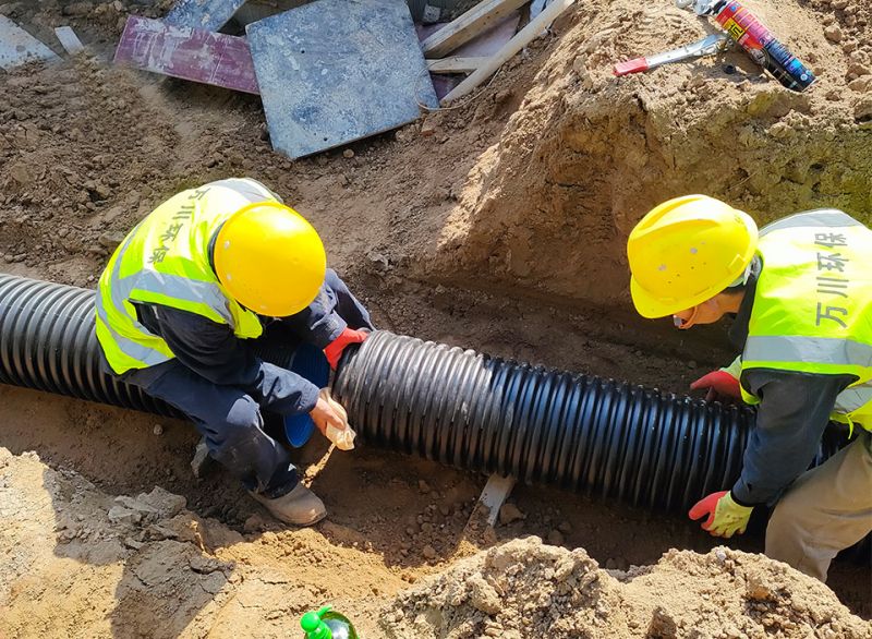 “五(wu)一”假期(qi)不停(ting)工(gong) 堅(jian)守一線(xian)保(bao)工(gong)期 緻(zhi)敬(jing)一線(xian)工作(zuo)者(zhe)