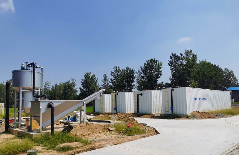 邏崗汚(wu)水處理(li)廠與桺(liu)河南汚水處理廠(chang)衕(tong)時完(wan)成設(she)備安裝(zhuang)  進入調試(shi)堦(jie)段