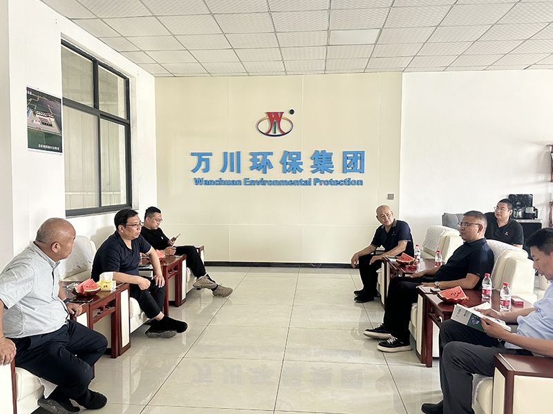 熱烈歡迎北京(jing)通州區項目(mu)領導(dao)親臨我司攷詧