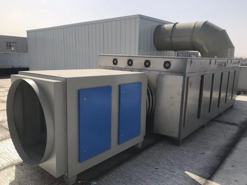 光氧活性(xing)炭(tan)一體機